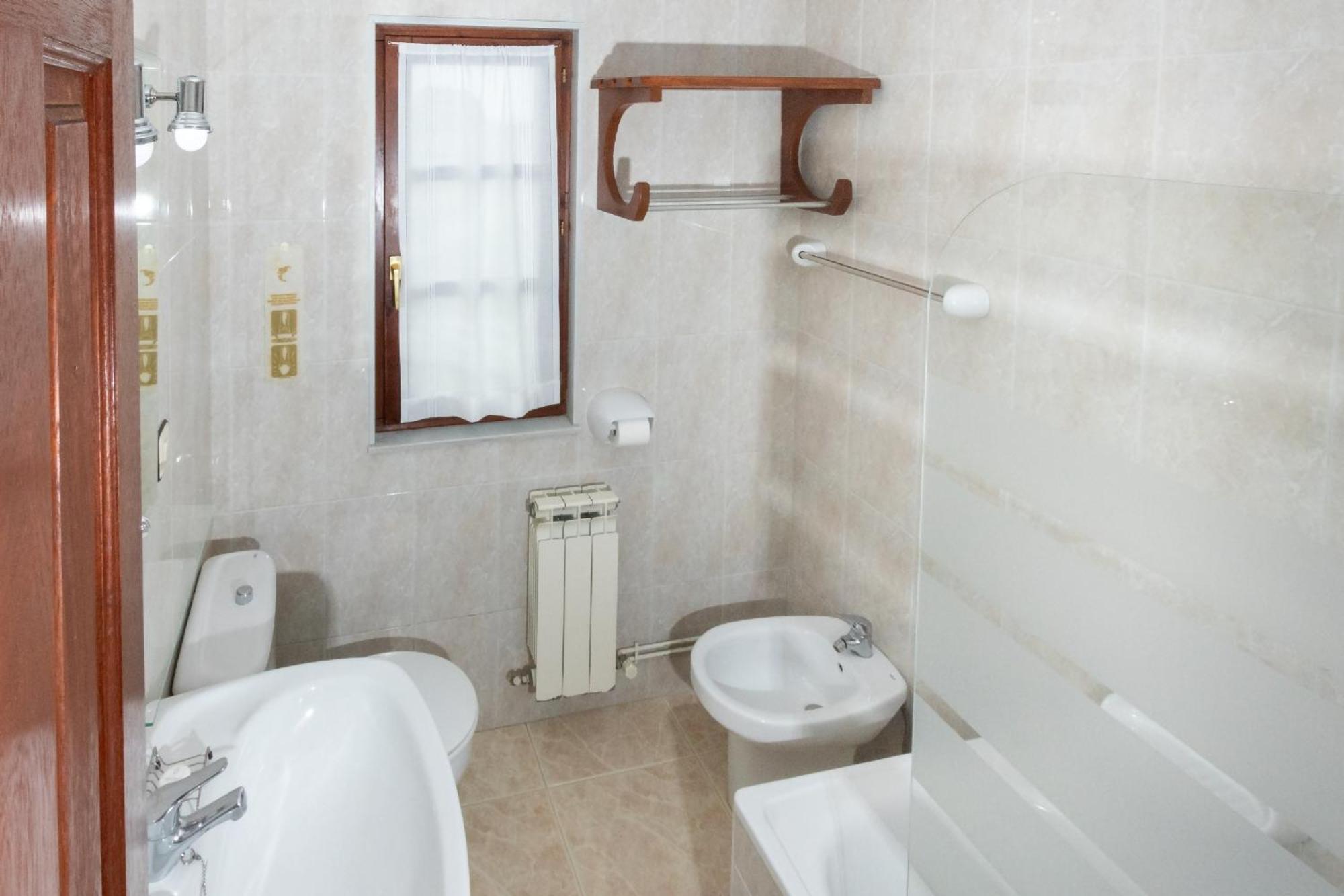 Apartamentos El Acebo Navés Exteriér fotografie