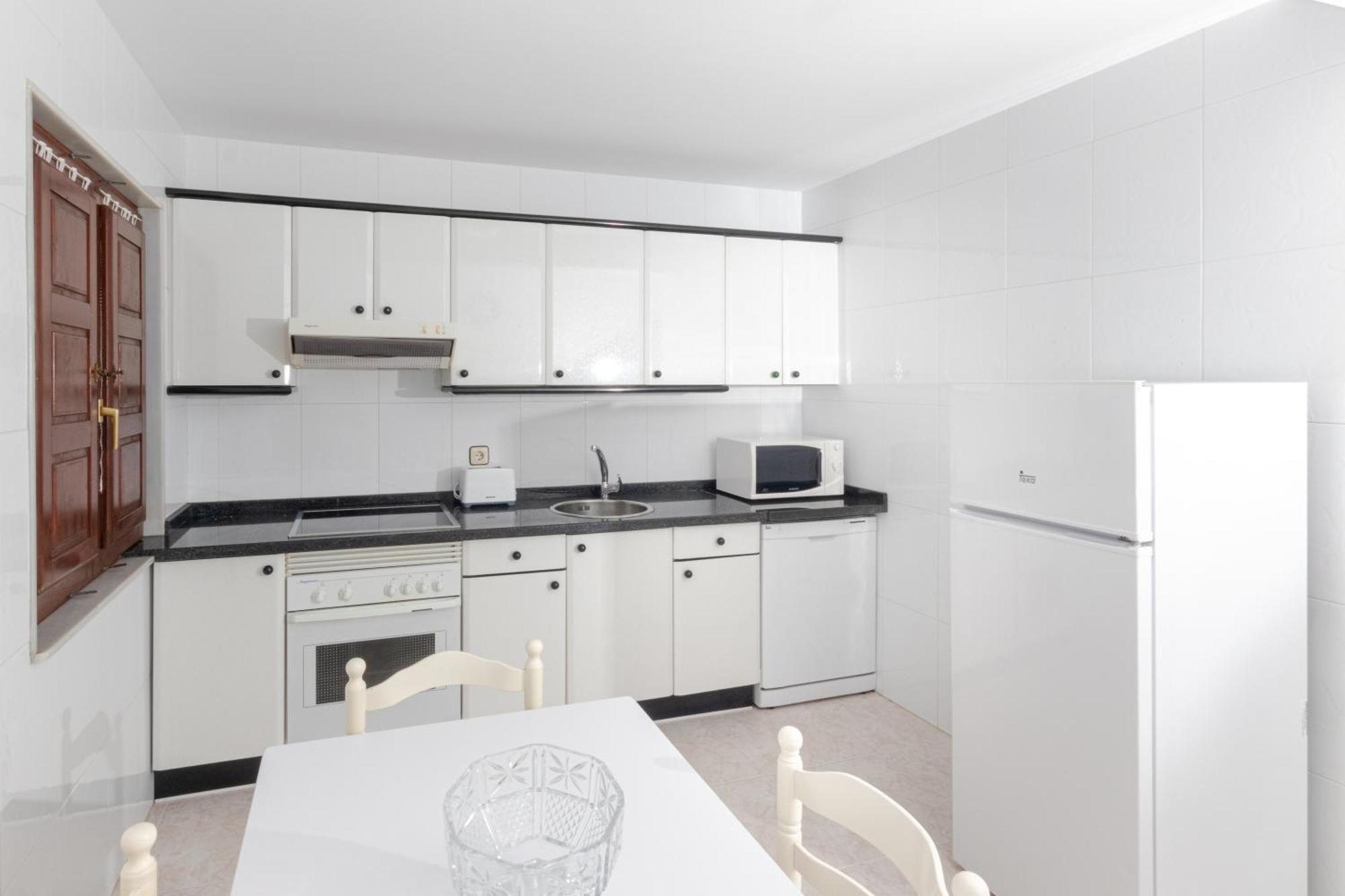 Apartamentos El Acebo Navés Pokoj fotografie
