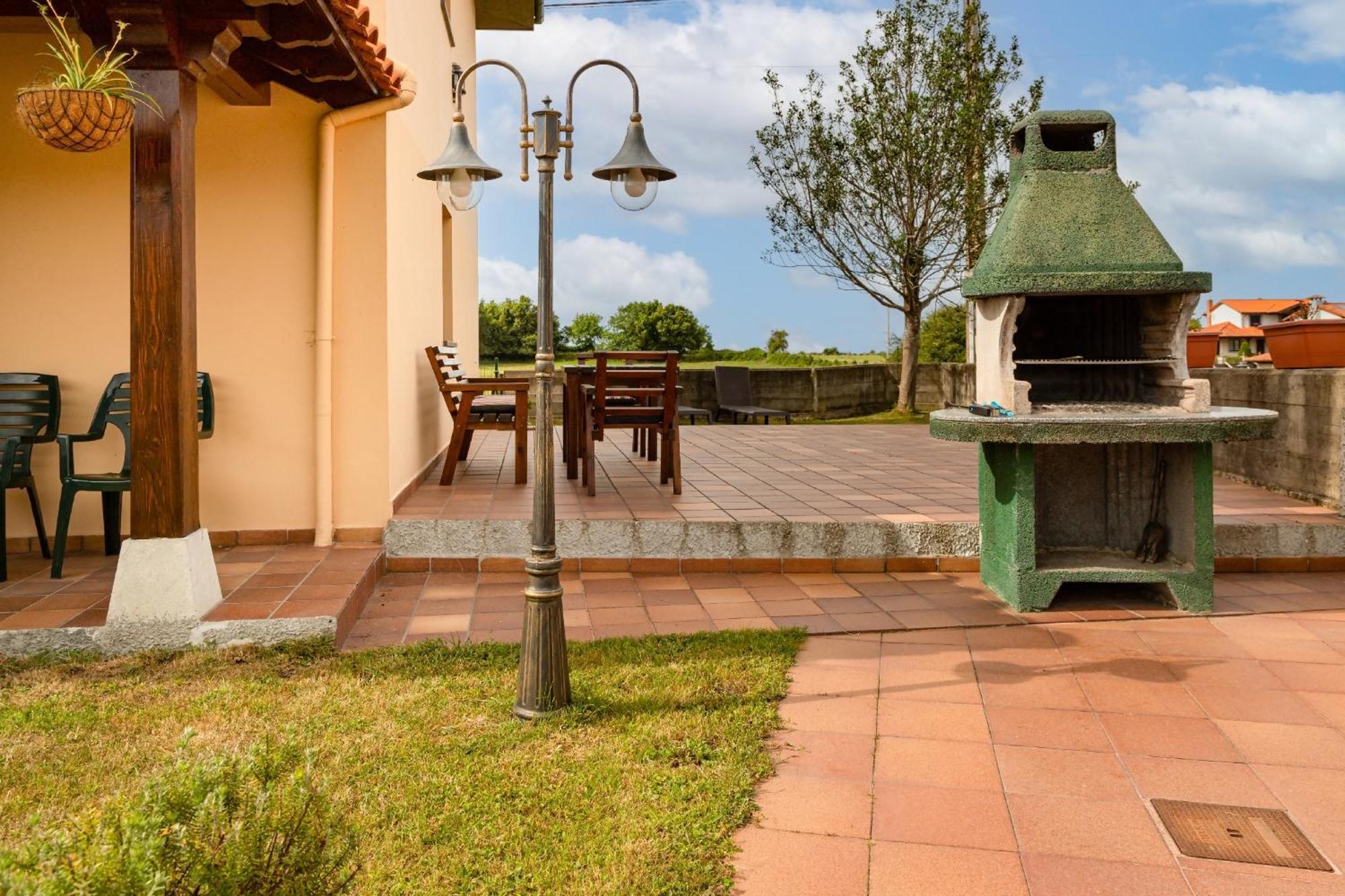Apartamentos El Acebo Navés Exteriér fotografie